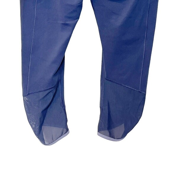 Welcome to my closet!This item has sold. - Picture 4 of 10